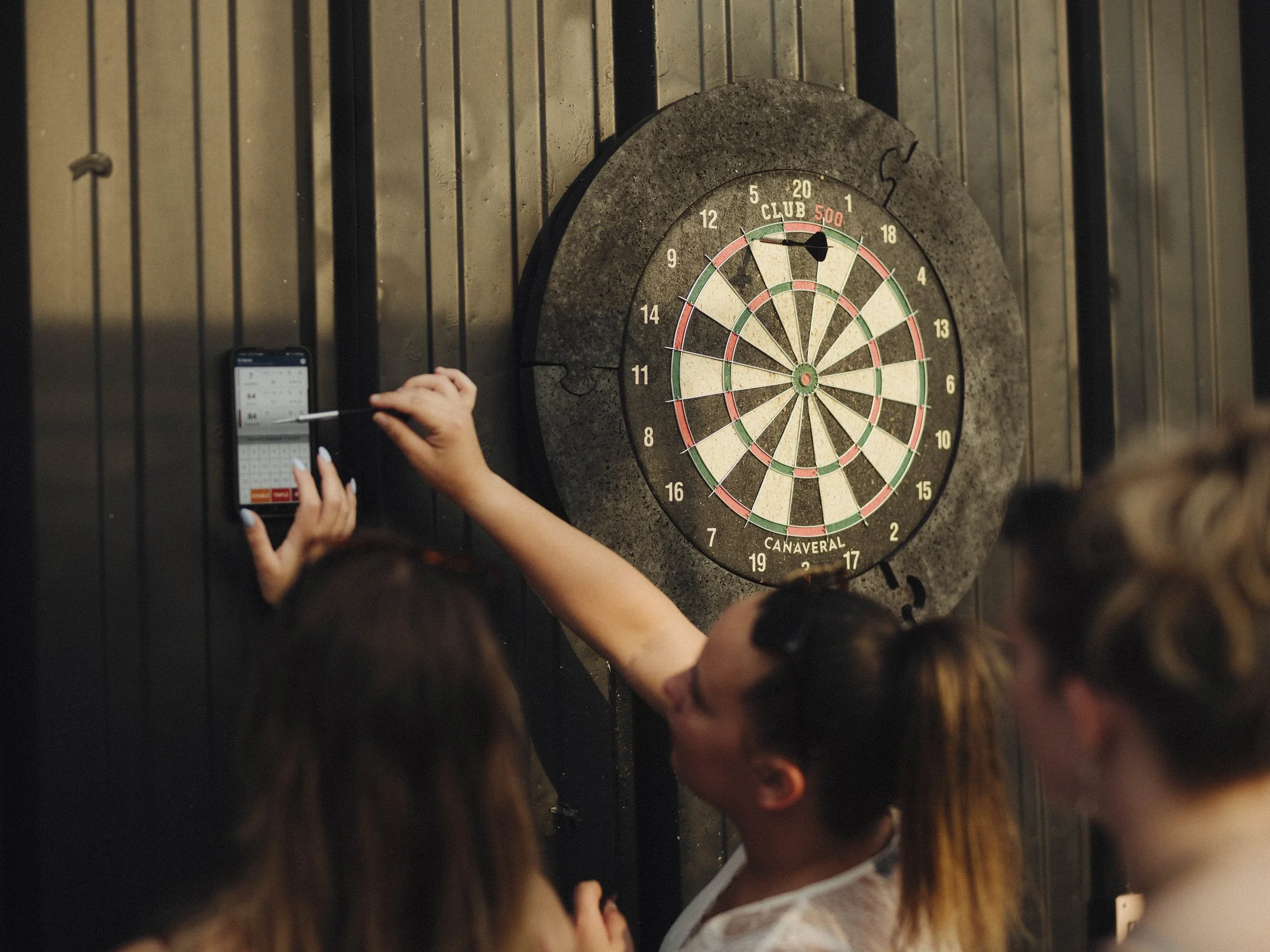 découvrez les meilleurs bars à jeux à toulouse pour passer des soirées conviviales entre amis autour de jeux de société, cocktails et bonne ambiance.